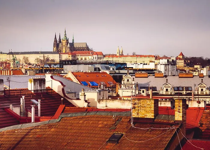 2br 1,5bath Chic Near Wenceslas Square Lägenhet