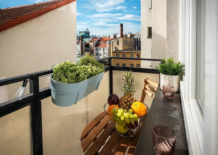 2br 1,5bath Chic Near Wenceslas Square Lägenhet *
