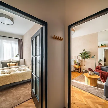 2br 1,5bath Chic Near Wenceslas Square Apartamento Praga